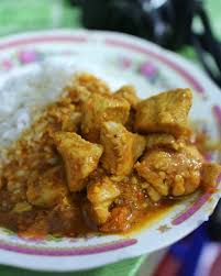 Rica ayam ala rica isi solo. Rica Isi Bu Sartini Di Kota Budaya Murah Meriah Favoritnya Mahasiswa Kala Lapar Mendera