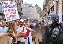 Il permet de voyager dans les 27 pays de l'ue, en suisse, au. Italy And France See Rise In Vaccinations Despite Resistance To Covid 19 Health Pass