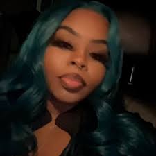 hi guys! I just wanted to ask some tips in styling wigs ✨ how do you guys  achieve these wig spikes (first pic) and these natural curtain-style cut  (second pic) without the