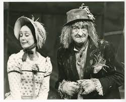 Una stubbs news, gossip, photos of una stubbs, biography, una stubbs boyfriend list 2016. The Rep On Twitter Una Stubbs Actress And Former Dancer Was Born On This Day In 1937 In A Career Spanning Over 60 Years Her First Major Screen Roles Were In Cliff