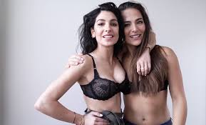 Shooten met anna ★ vlog 896. Zoenende Anna Nooshin En Nochtli Peralta Alvarez Gooien Temperatuur Omhoog Fhm