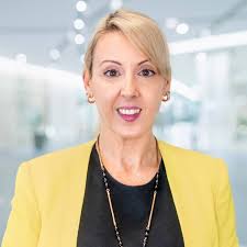 Vicky Leary's Instagram, Twitter & Facebook