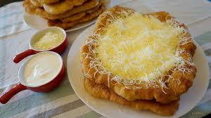 Retete de mancaruri cu branza. Langosi Cu Smantana Si Cascaval Retete Culinare Cu Dana Valery