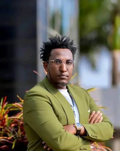 Junior Giti Agasobanuye Translator