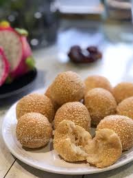 Sebaiknya kuih bom dibiarkan beberapa jam dalam bekas yang ditutup sebelum digoreng supaya. Idea Kuih Kek Dan Pastry Masak Guna Air Fryer Resepi Air Fryer