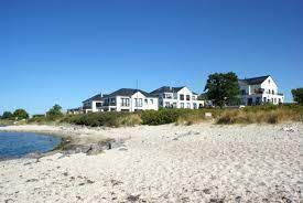 Hier auf dem gertrudenhof finden sie ein schönes zuhause für eine schöne zeit.um wohnungen zu buchen können sie mich gerne direkt erreichen. Fehmarn Ferienwohnungen Fehmarn Ostseestrand