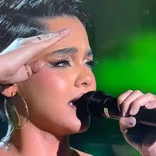 El Paraguay del 1er puesto, el ganador, el de líderes positivos, el que no  olvida sus raíces y trabaja sin descansar solo en su talento, el que  respeta a todos pero no