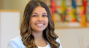 Natalie Glover's Instagram, Twitter & Facebook