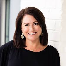 Tricia Sloan's Instagram, Twitter & Facebook