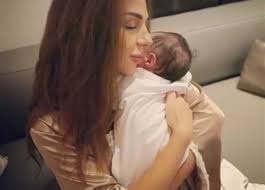 16 رقمی بوده و بصورت 4 قسمت 4 رقمی و روی کارت درج شده است. Ù…ÙŠØ±ÙŠØ§Ù… ÙØ§Ø±Ø³ ÙØ®ÙˆØ±Ø© Ø¨Ù†Ø¬Ø§Ø­ Myriam Fares The Journey Ø§Ù„Ù…ØµØ±ÙŠ Ø§Ù„ÙŠÙˆÙ…