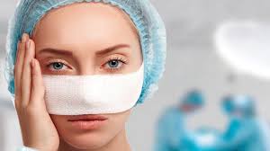 عمليات التجميل.. إجراؤها دون حاجة تهديد للصحة ومضيعة للمال