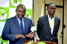 Akombe says iebc is not ready to hold repeat presidential election. Eyes On Iebc As Kenya Edges 2022 Politics And Bbi Referendum Uzalendo News