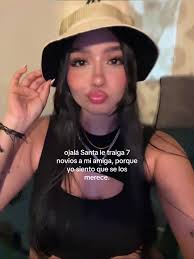 Videos de Valeria Rojas 💋 (@vrojas_0222) con “ROSONES