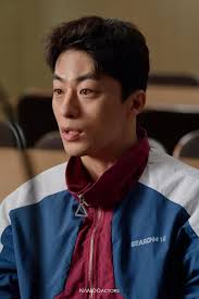 koo kyo hwan 구교환 as corporal han ho yeol [D.P. Netflix] behind the scenes