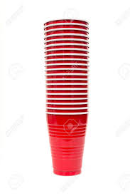 En esta sección incluimos algunos juegos de ingenio, para entretenimiento y disfrute de las inteligencias de nuestros visitantes, así como enlaces a páginas web que los contienen. Pila De Vasos De Plastico Rojos Aislados Sobre Un Fondo Blanco Fotos Retratos Imagenes Y Fotografia De Archivo Libres De Derecho Image 32566831