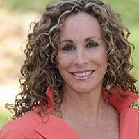 Karen Russo's Instagram, Twitter & Facebook