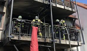 1600 m² großen grundstück entsteht derzeit ein hochwertiges wohnensemble, welches sich kurz vor der fertigslung befindet. 35 Mann Im Einsatz Brand Im Gemeindegebiet Karlsfeld 14 07 2020