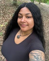 Dante Holly's Instagram, Twitter & Facebook