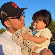 Rene Whitesmith's Instagram, Twitter & Facebook