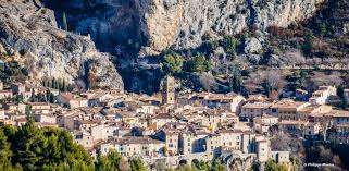 Envie de faire partie d'une organisation et de vous associer au trail de france ? Moustiers Sainte Marie