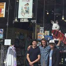 There is a toy store callled puzzle zoo on the 3rd street promenade in santa monica. 7 Happy Faces At Puzzle Zoo Ideas Zoo Zoo Toys Puzzle