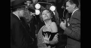 This cast list of actors from 77 sunset strip focuses primarily on the main characters, but there may be a few actors who played smaller roles on if you are wondering, who are the actors from 77 sunset strip? or who starred on 77 sunset strip? then this list will help you answer those questions. Sunset Blvd 15 Things You Probably Didn T Know About The Hollywood Classic