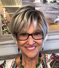 Diane Plourde's Instagram, Twitter & Facebook