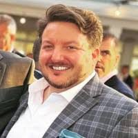 Renz Edwards's Instagram, Twitter & Facebook