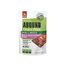 Amazon Com Abound Natural Grain Free Small Breed Dry Dog Food For Dogs In All Life Stages Beef Sweet Potato 4 Lbs Pet Supplies