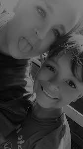 Kara Eddy's Instagram, Twitter & Facebook