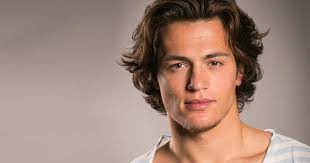 Reality star turned television actor who first debuted winning the second series of secret story. Joao Mota Estreia Se Como Ator De Teatro
