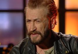 Marco giallini ha rilasciato una lunga e commovente intervista al corriere della sera nella quale ha parlato della morte della moglie avvenuta quasi dieci anni fa. Ml Z7lsye60em