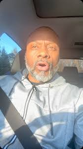 Keith Boxer's Instagram, Twitter & Facebook