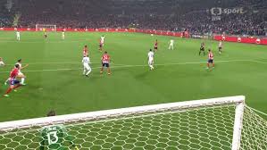 Evropská liga uefa, do roku 2009 pohár uefa, je klubová fotbalová soutěž mezi evropskými týmy pořádaná organizací uefa. Evropska Liga Europska Liga Sportnet Sme Sk Evropska Liga Je Druha Nejlepsi Klubova Soutez V Evrope Ktera Se Drive Jmenovala Pohar Uefa Akuhokewu