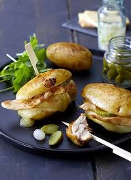 Pomme De Terre Raclette Et Poulet St Sever Recette Pomme De Terre Raclette Pommes De Terre Cuites Plats Reconfortants