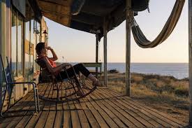 With matthew mcconaughey, anne hathaway, diane lane, jason clarke. Im Netz Der Versuchung 2019 Filmkritik Fluxkompensator