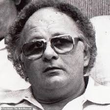 Chicago mobster Frank Cullotta, inspiration for the film Casino, dies of  coronavirus aged 81