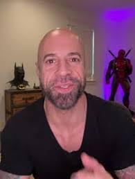 Chris Daughtry's Instagram, Twitter & Facebook