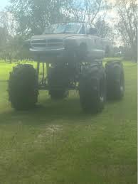 255/70/16 pair of truck/ suv tires.