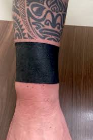 You can have the tattoo removed or get a cover up tattoo, but you need to be aware of essentials to achieve the best result. Cookiesthis Site Uses Cookies To Offer You A Better Browsing Experience Read Our Privacy Policy To Learn More I Accept Cookies Tattoos Artists Studios Watch Read Articles Guides App Bookings For Tattooers Ri Ricardo Black Band Wrist Tattoo Cover Up 1