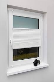 Amazon De Plissee Crushed Optik Weiss Verschiedene Grossen Fertigplissee Verspannt Fur Fenster Ohne In 2020 Plissee Rollo Fensterrollo Versponnenes