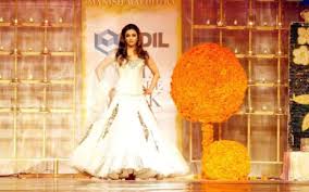 Image result for yami gautam in action jackson blue saree