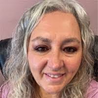 Elizabeth Mcpeek's Instagram, Twitter & Facebook