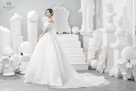 11+ mẫu váy cưới công chúa hoàng gia mọi nàng dâu mê đắm - Nicole Bridal