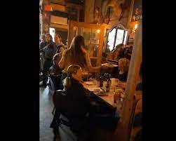 Corduroy restaurant için fotoğraf, fiyat, menü, adres, telefon, yorumlar, harita ve daha fazlası zomato'da. 0o9 Ptduoi9fim