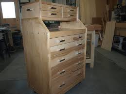 I'll be the first to admit it. Rolling Tool Chest Plans Easy Diy Woodworking Projects Step By Step How To Build Wood Work Wood Tool Chest Wood Tool Box Woodworking Desk Plans