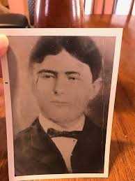 Does anyone have a photo of Rufus Garrett and/or his wife?