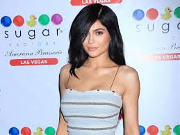 Kylie jenner plastic surgery i think out of all the celebrity plastic surgery transformations i've talked about kylie jenner's kylie jenner plastic surgery or puberty transformation ? Kylie Jenner Shared Side By Sides Of Herself As A Baby And Stormi