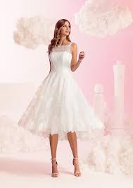 Jedes hochzeitskleid ist einmalig und nur für sie gemacht. Pin Auf Dresses Make Up