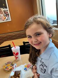 If you ask Sophia her favorite food in LV… chick fil a wins 🤣🤣🤷🏼‍♀️😍